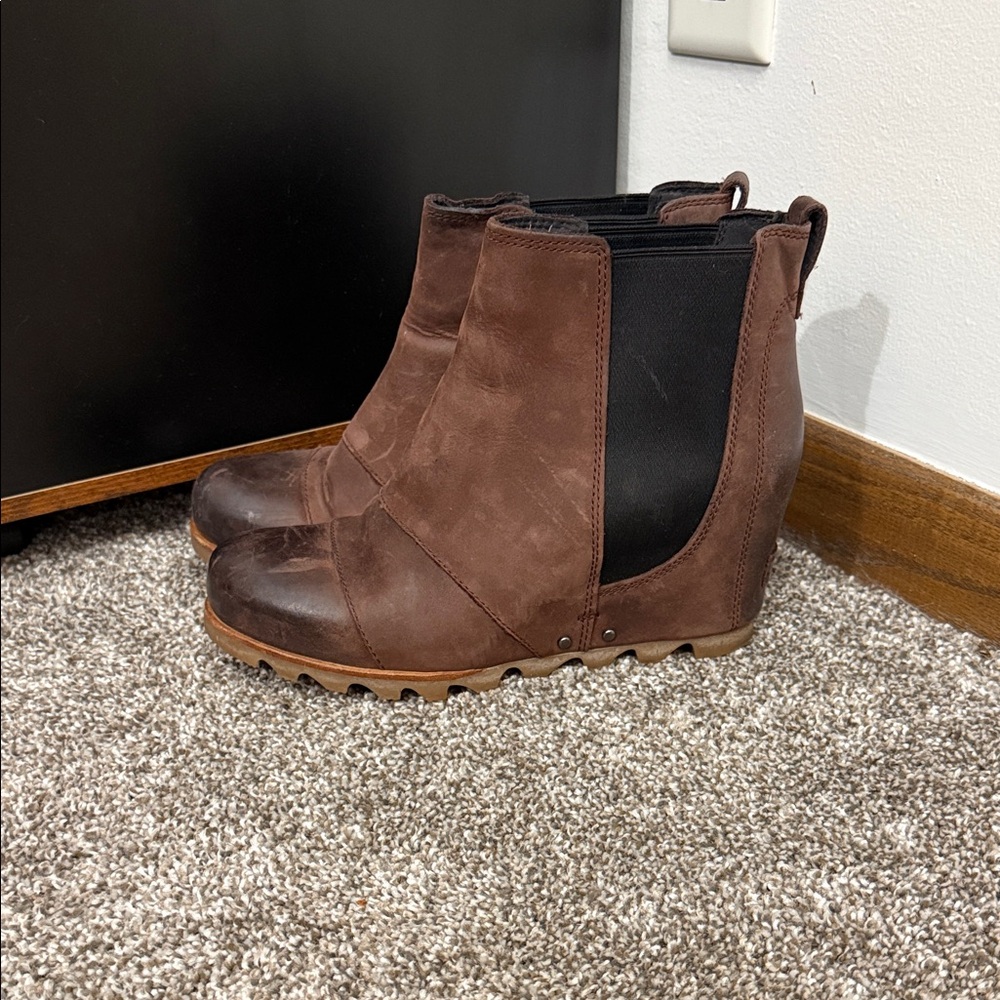 Sorel Brown Ankle Booties